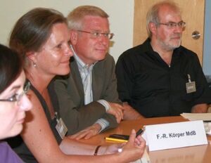 Fritz Rudolf Körper mit Sylvia Mölls (Betriebsrätin in Schwetzingen, früher Baumholder) und Joachim Condé (Baumholder)