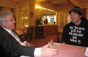 Fritz Rudolf Körper und Vize-Europameister Matthias de Zordo im Gespräch. 